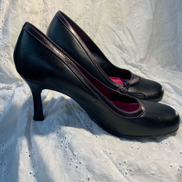 Steve Madden Glare heels. - Picture 3 of 6